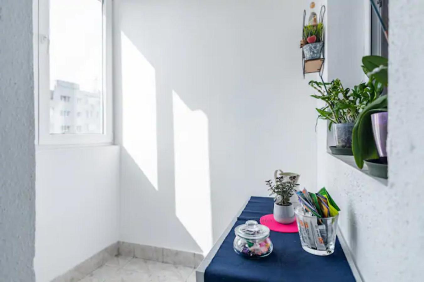 Cosy & Chic Studio Close By Victoria Square بوخارست المظهر الخارجي الصورة
